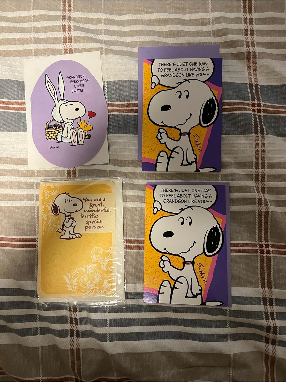 Hallmark Peanuts 4 Snoopy 3 Easter cards and one Get well soon